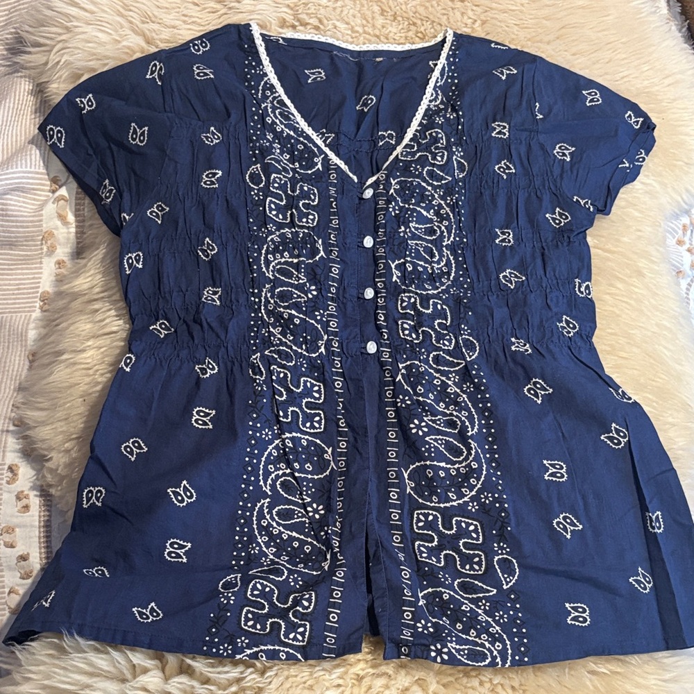 Cotton paisley nave & white top S